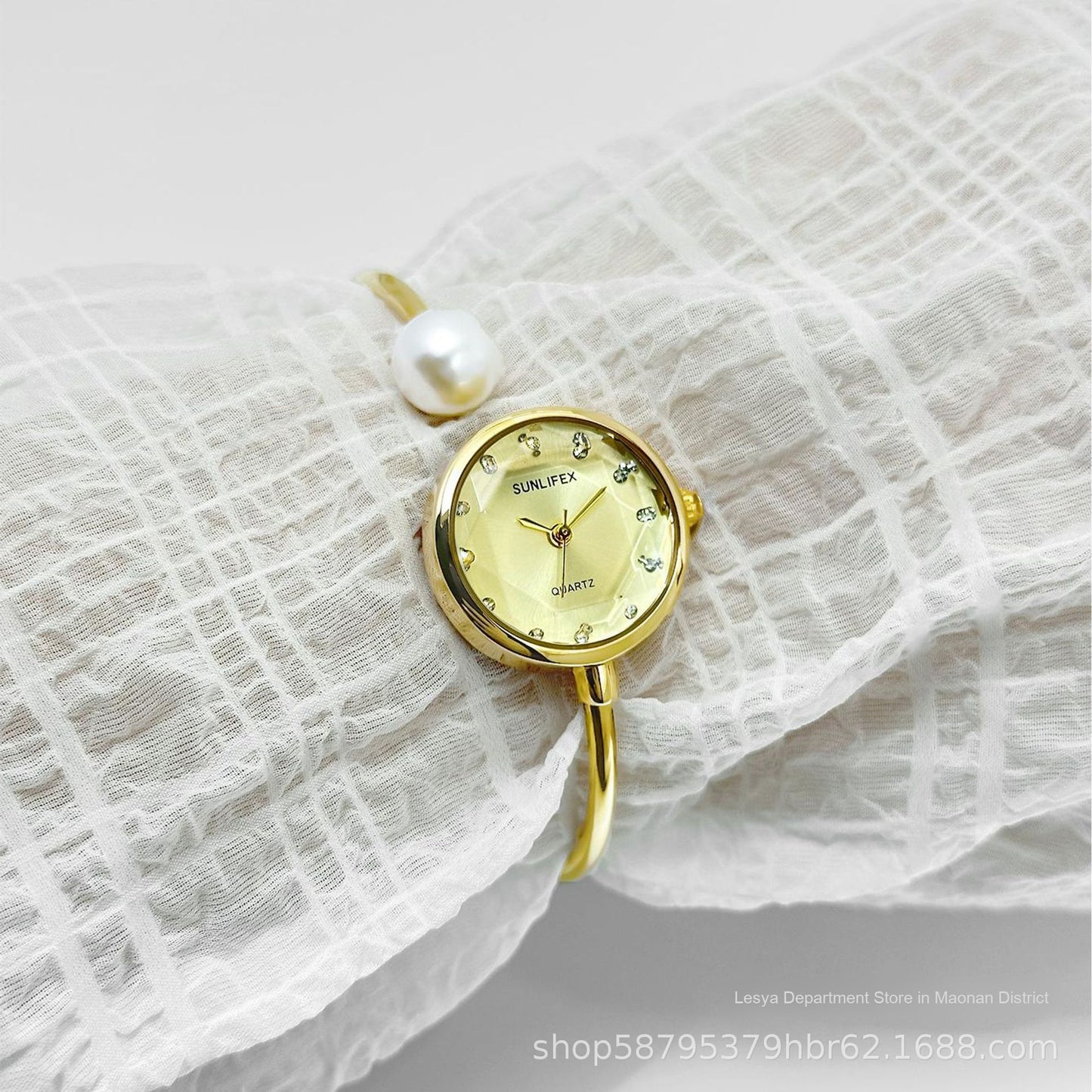 Light & Dainty Bangle Bracelet Quartz Watch