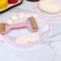 Dough Kneading Circle Maker