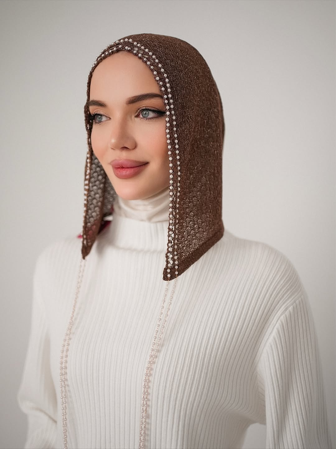Pearl-Edged Knit Hood Scarf