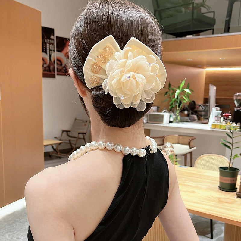 Flowers Deft Bun Hair Twister
