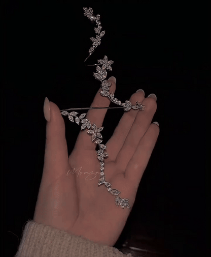 Moondust Sparkle Hand Jewellery