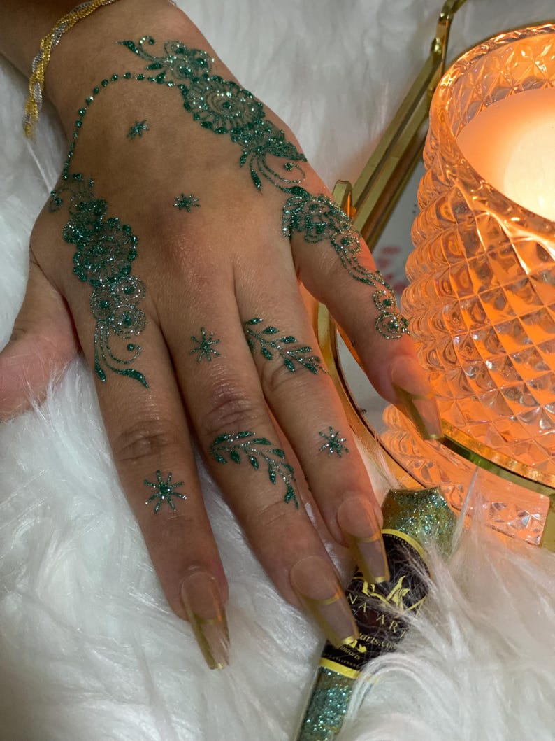 Glitters Mehndi
