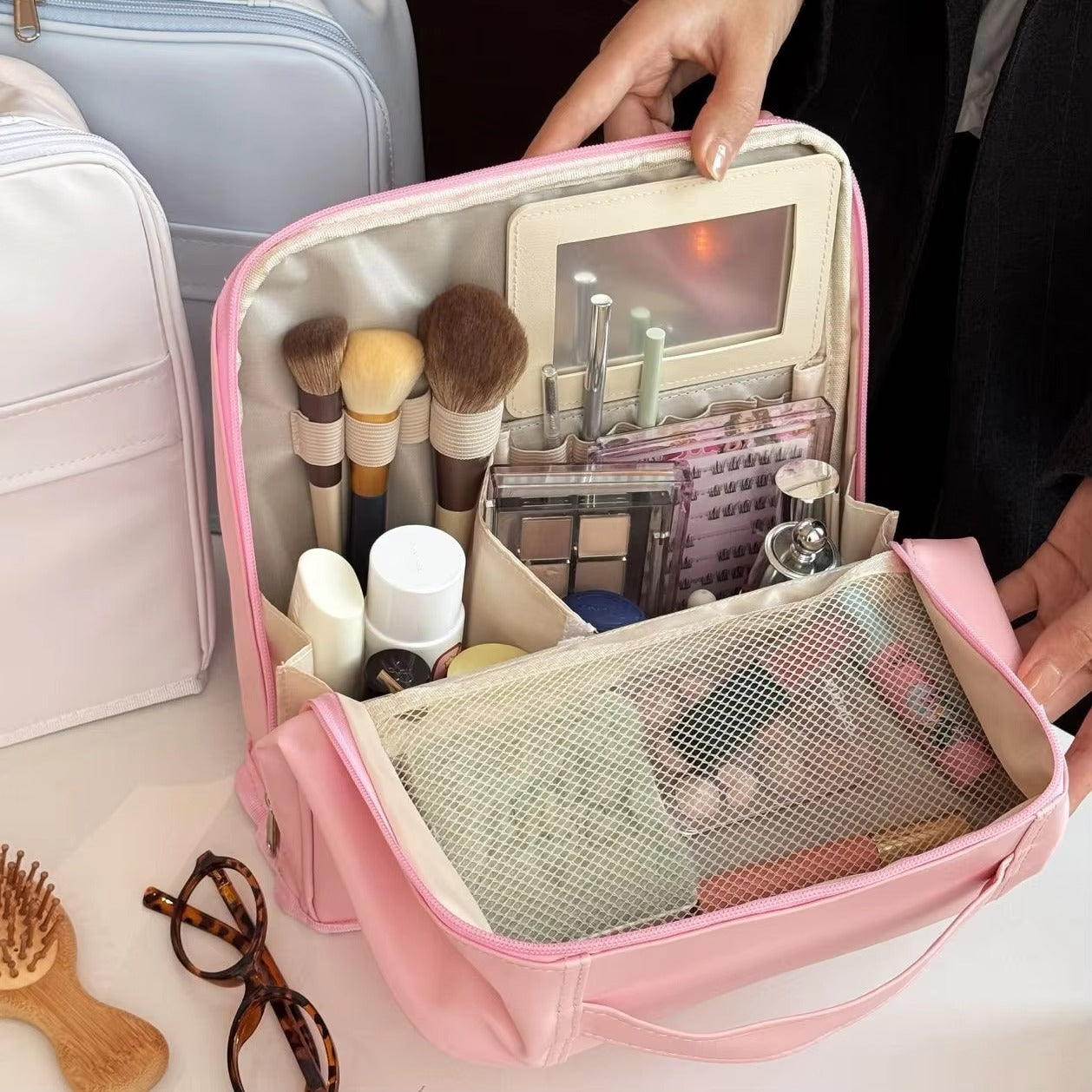 LuxeCarry Cosmetic Travel Organizer